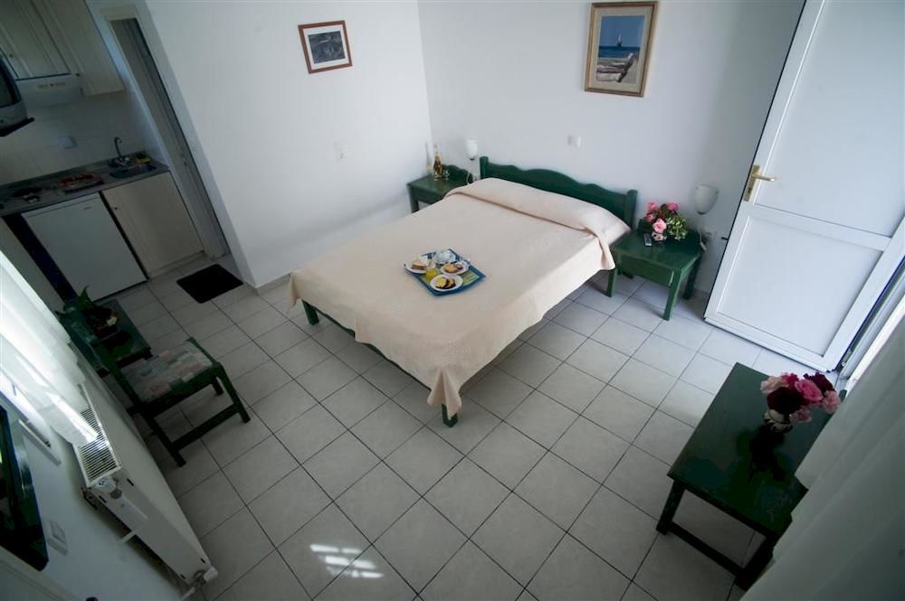 Aiolos Hotel Ménites Eksteriør bilde