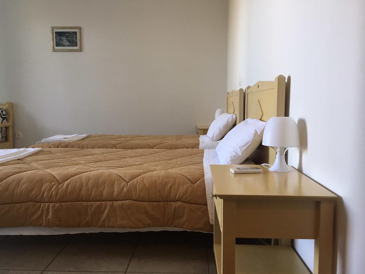 Aiolos Hotel Ménites Eksteriør bilde