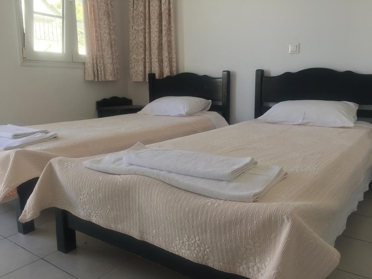 Aiolos Hotel Ménites Eksteriør bilde